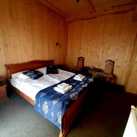 Altair Μπούκοβελ